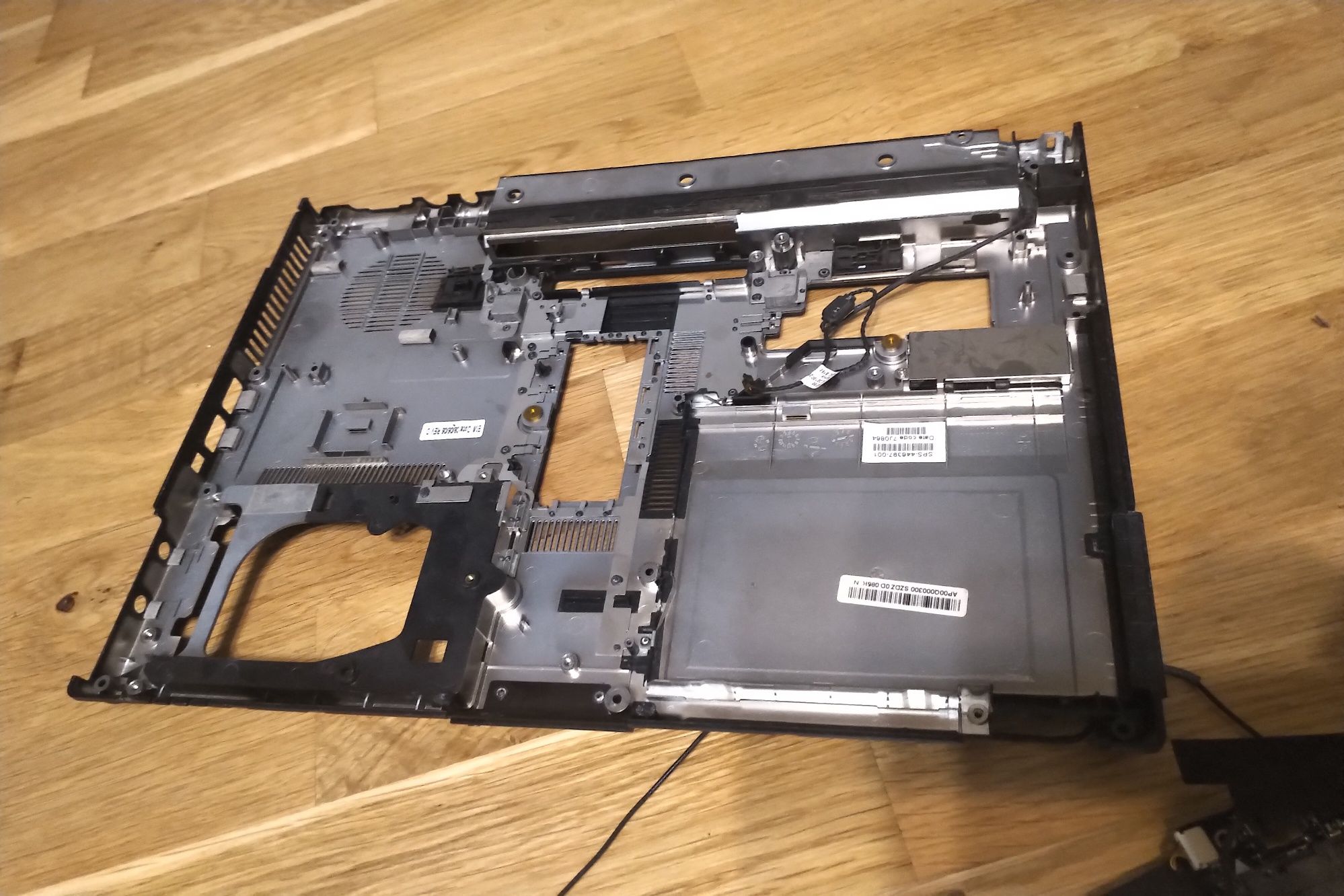 HP Compaq 6910p częśći - dużo