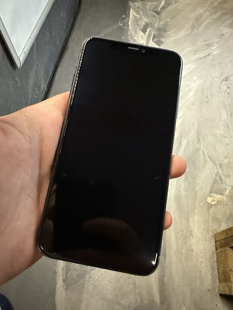 Iphone 11 pro max 256gb icloud