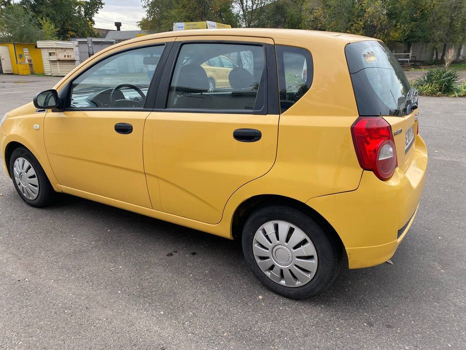 Продам автомобіль Chevrolet Aveo, T -250
