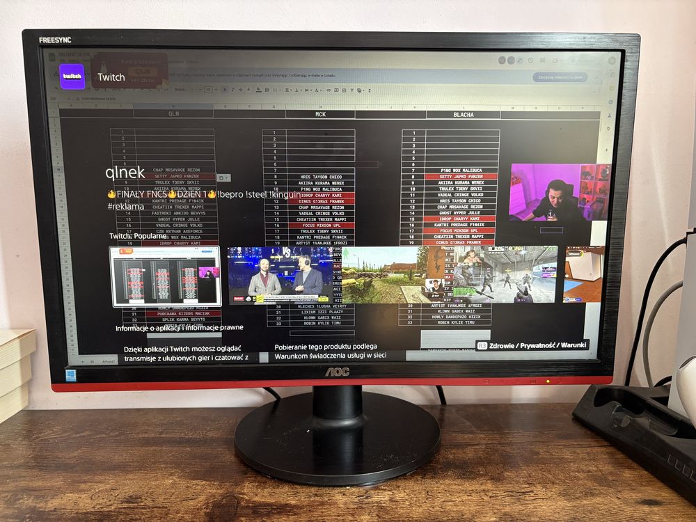 Monitor AOC.
