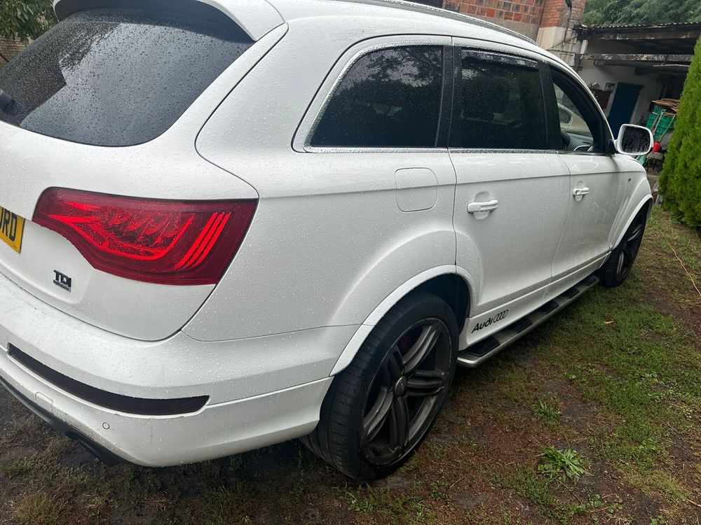 2010 Audi q7. 3.0 tdi S line Bialy Auto Anglik