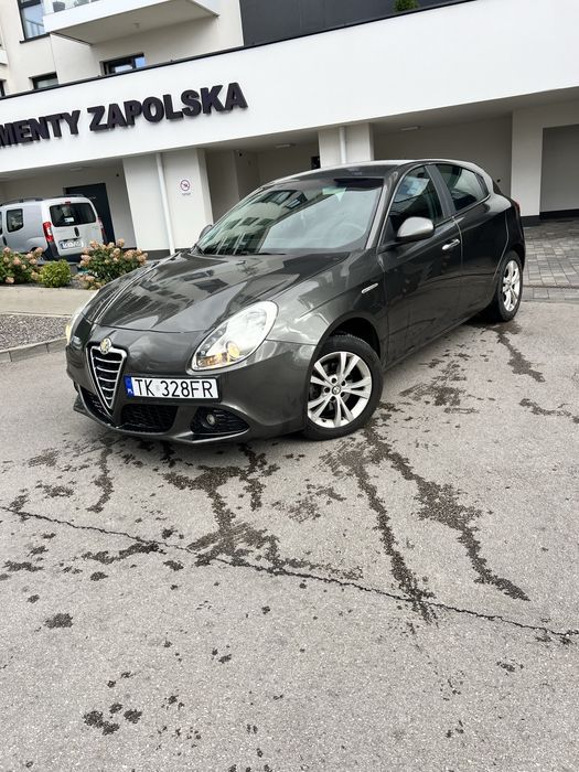 Alfa Giulietta_1.6JTDM_Basis_BezWkladu_PieknyKolor_Led_Czujniki