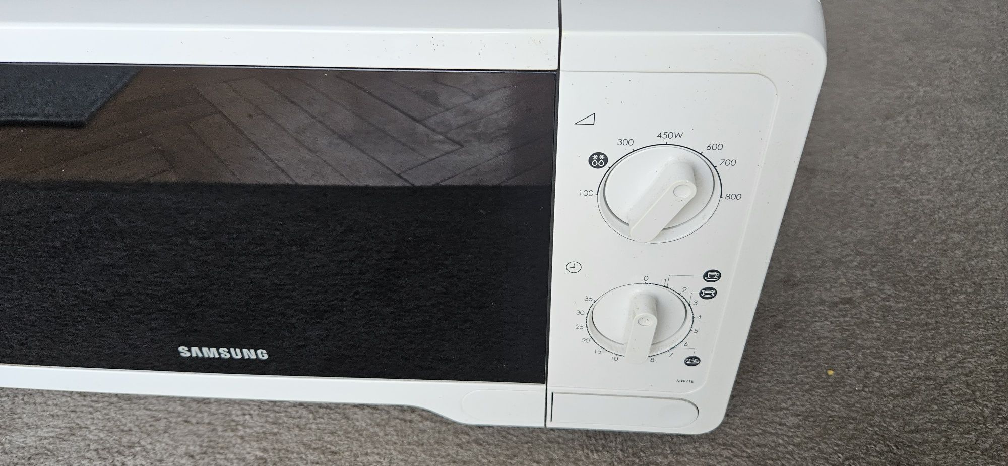 Mikrofalówka Samsung MW 71E