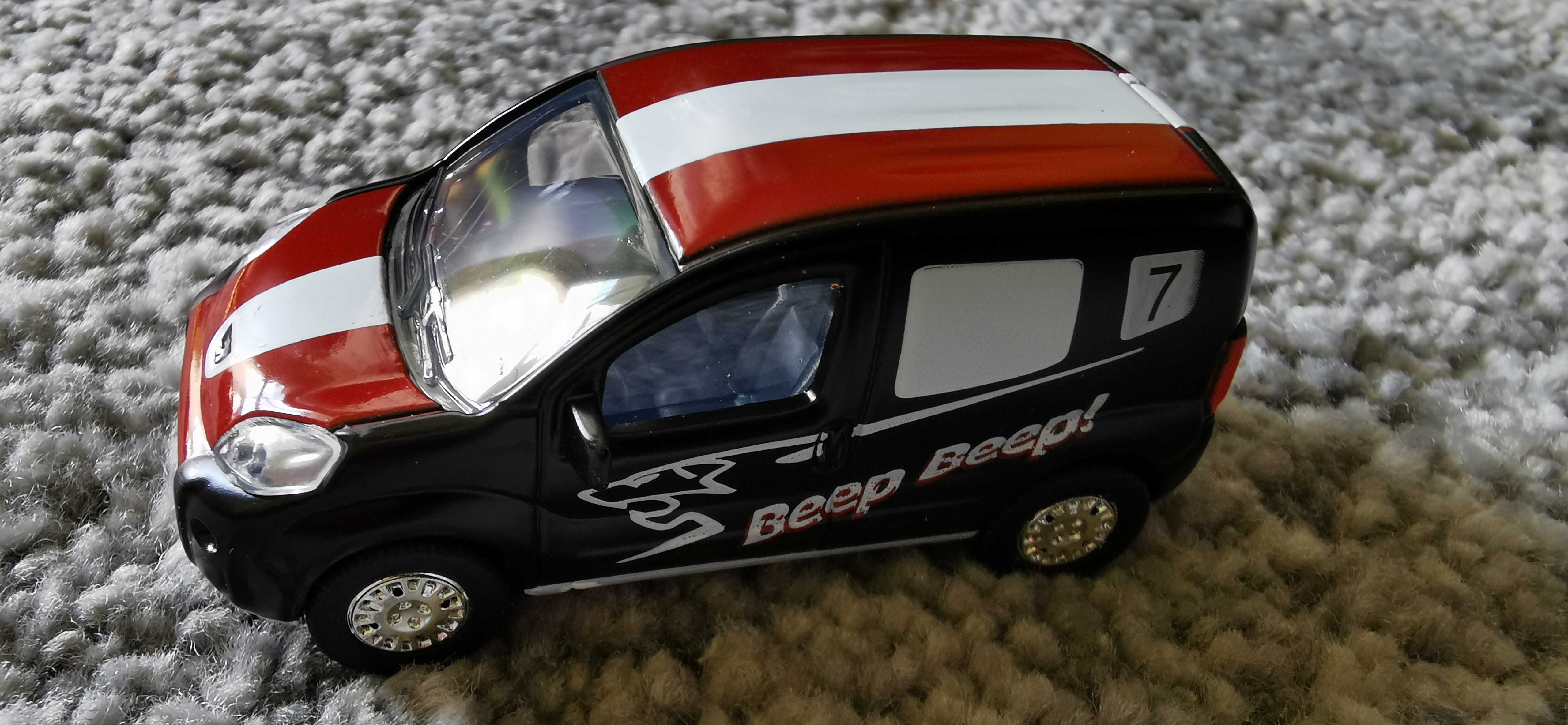 Peugeot Bipper, model 3inch 1:64