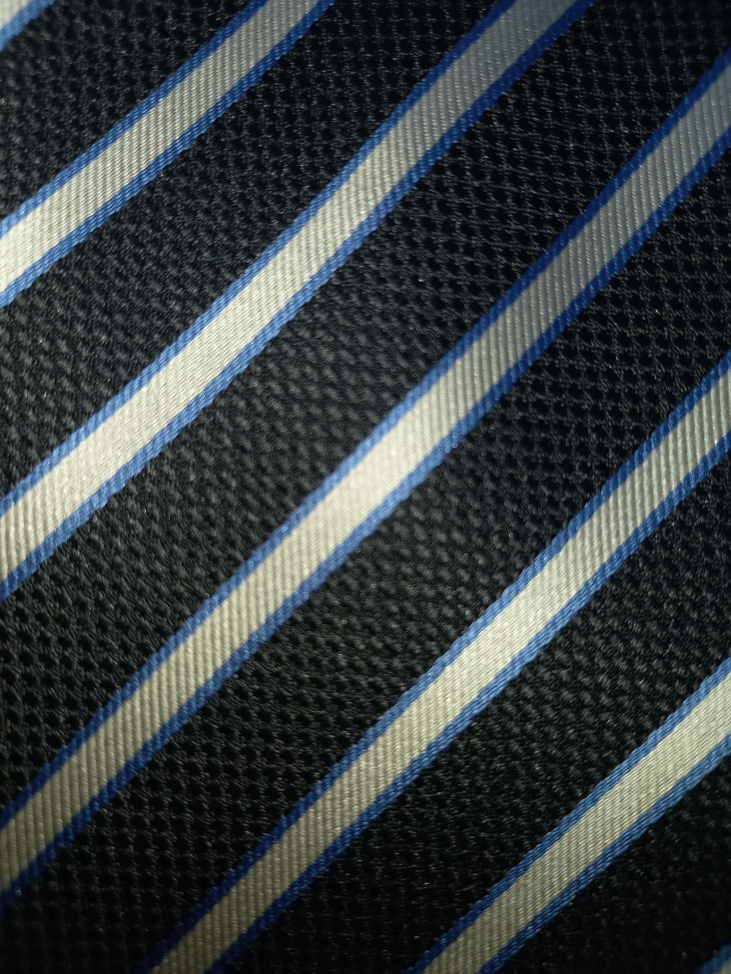 Продам галстук шелк