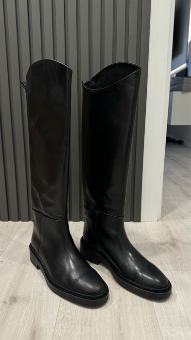 Ботфорди massimo Dutti