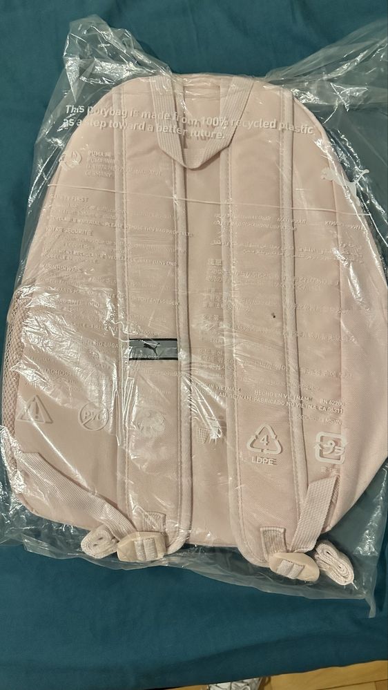 Mochila puma nova