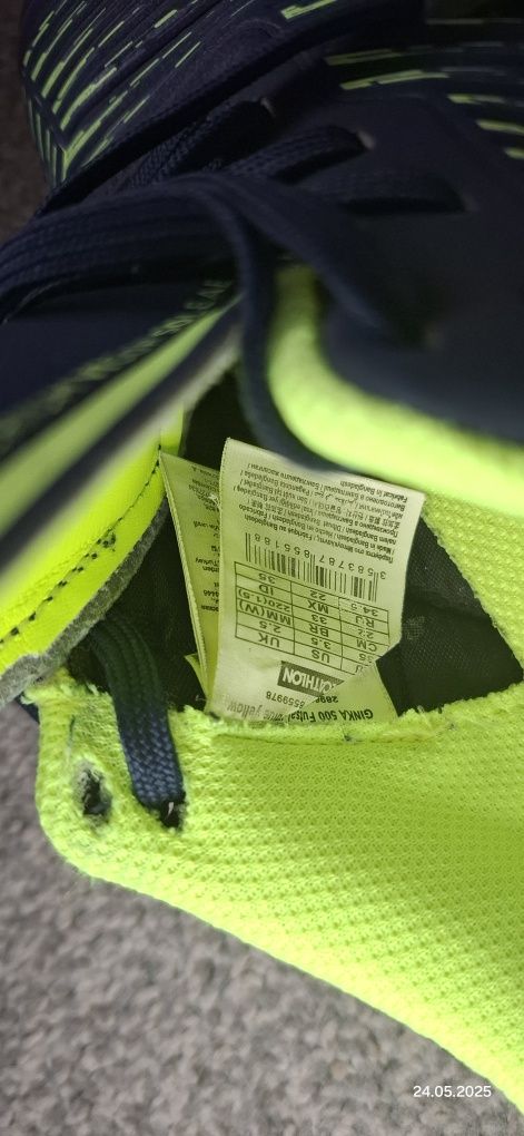 Tenisówki buty sportowe halówki Decathlon r. 35