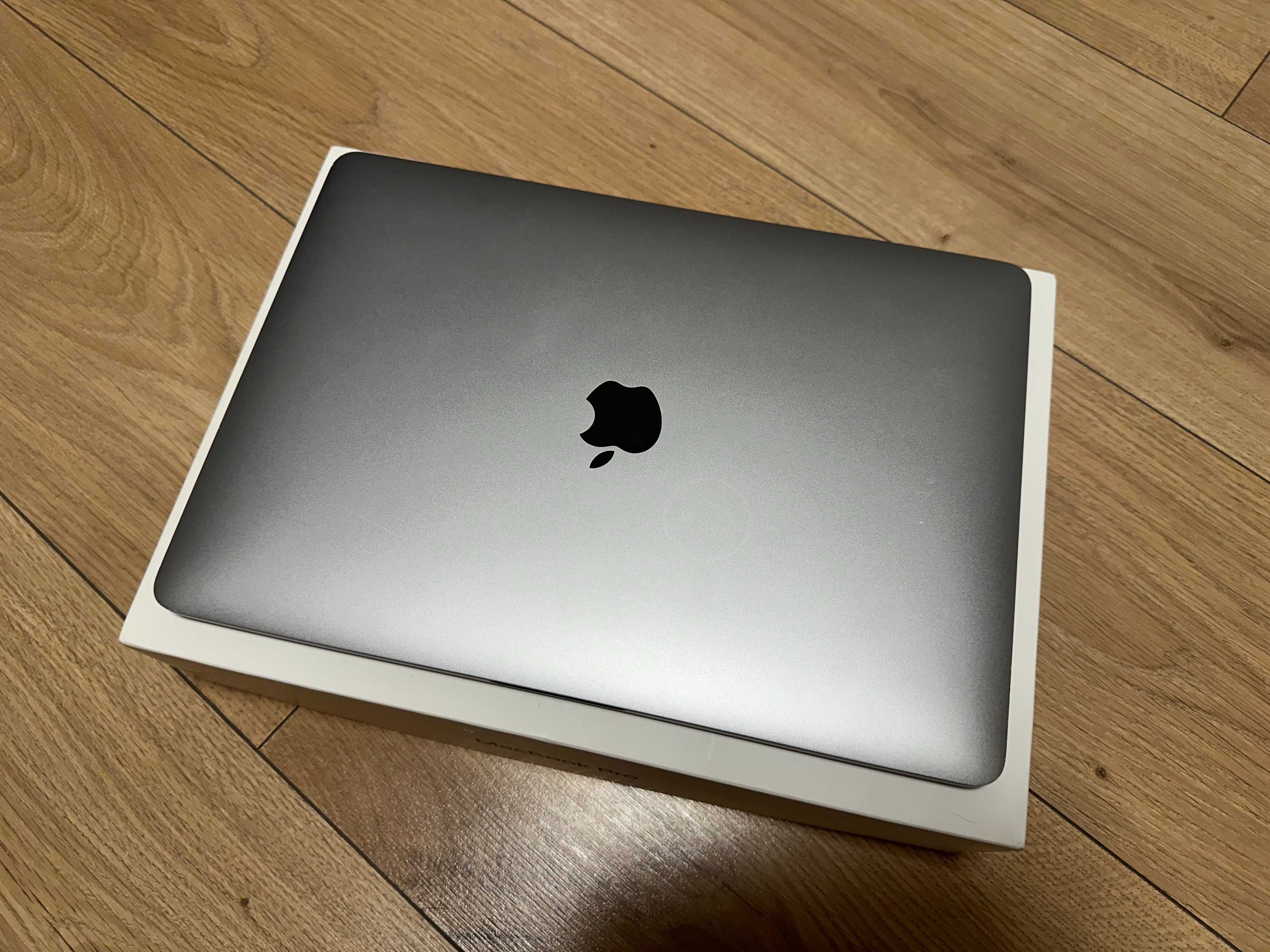 MacBook Pro 13,3” TOUCH BAR TOUCH ID 8/512 GB w idealnym stanie!