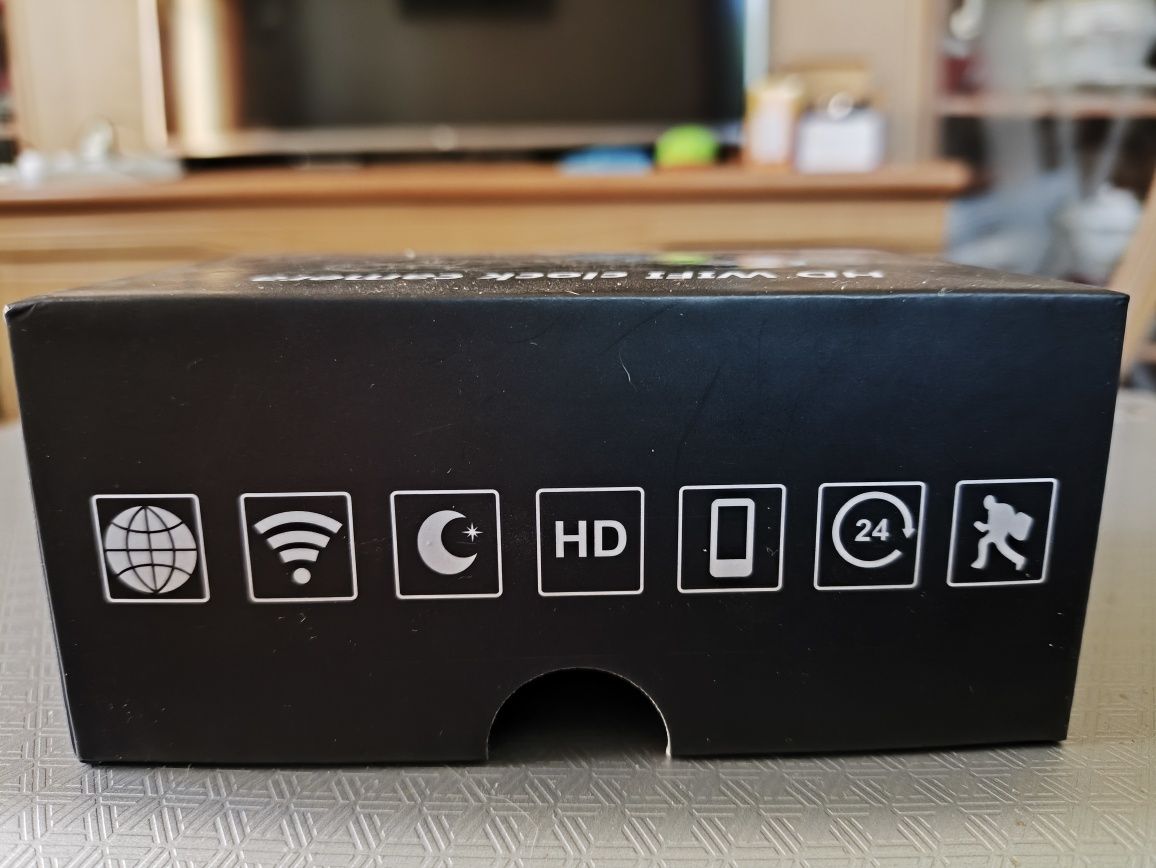 Продам скрытую wifi камеру часы