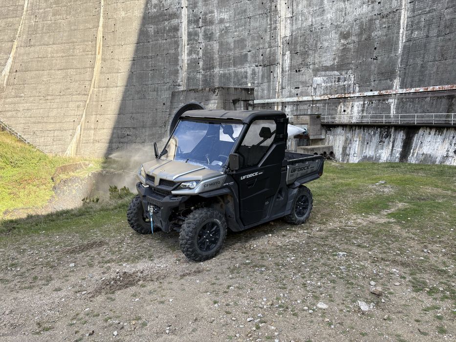 UTV cfmoto UFORCE 1000 4x4