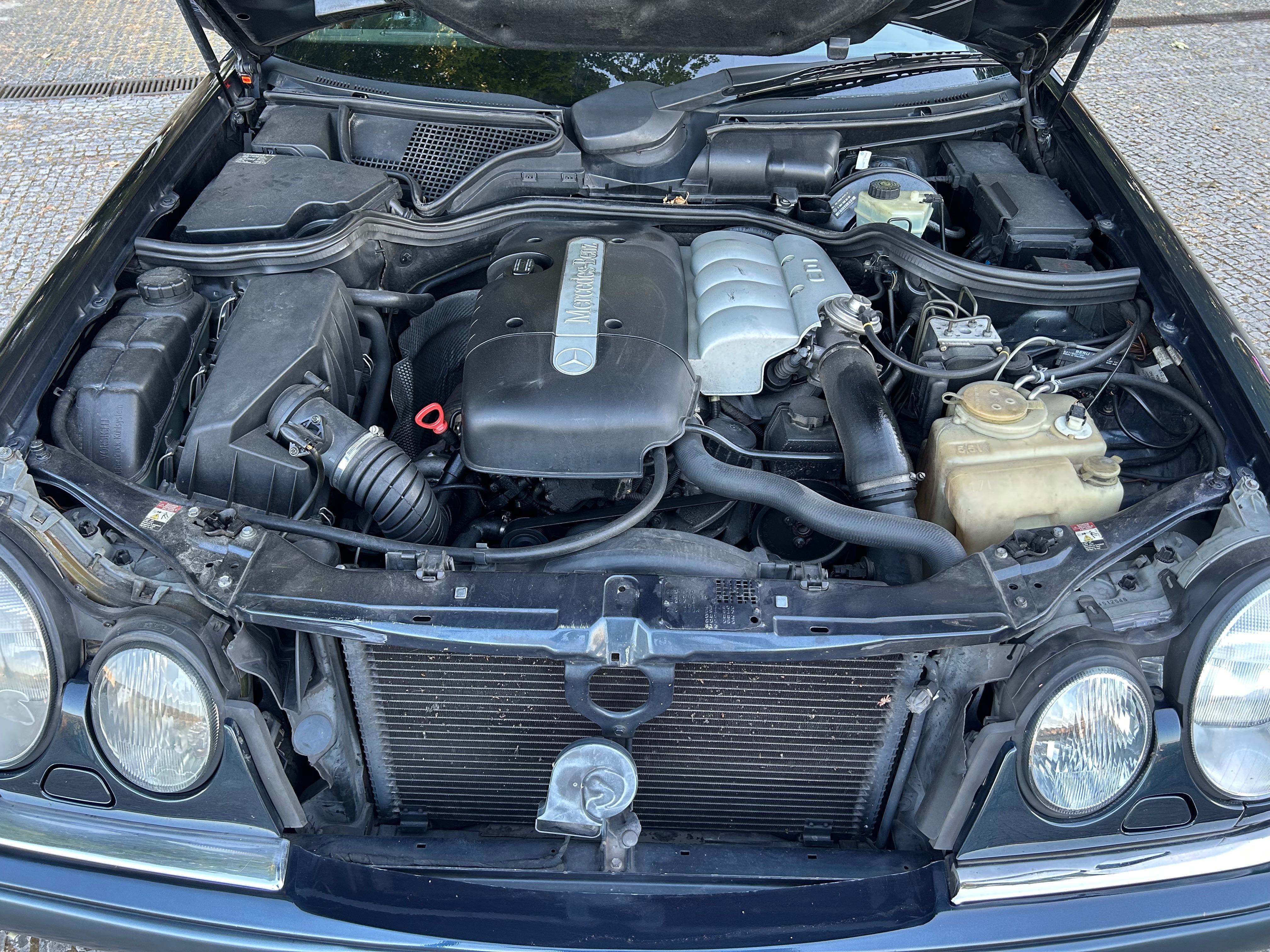 Mercedes E220 cdi w210
