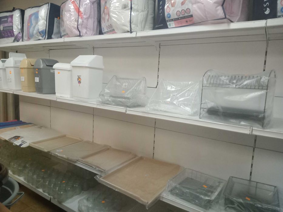 Meble sklepowe - wyprzedaż