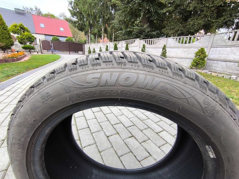sprzedam opony zimowe