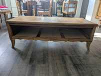 Móvel/mesa de apoio de sala
