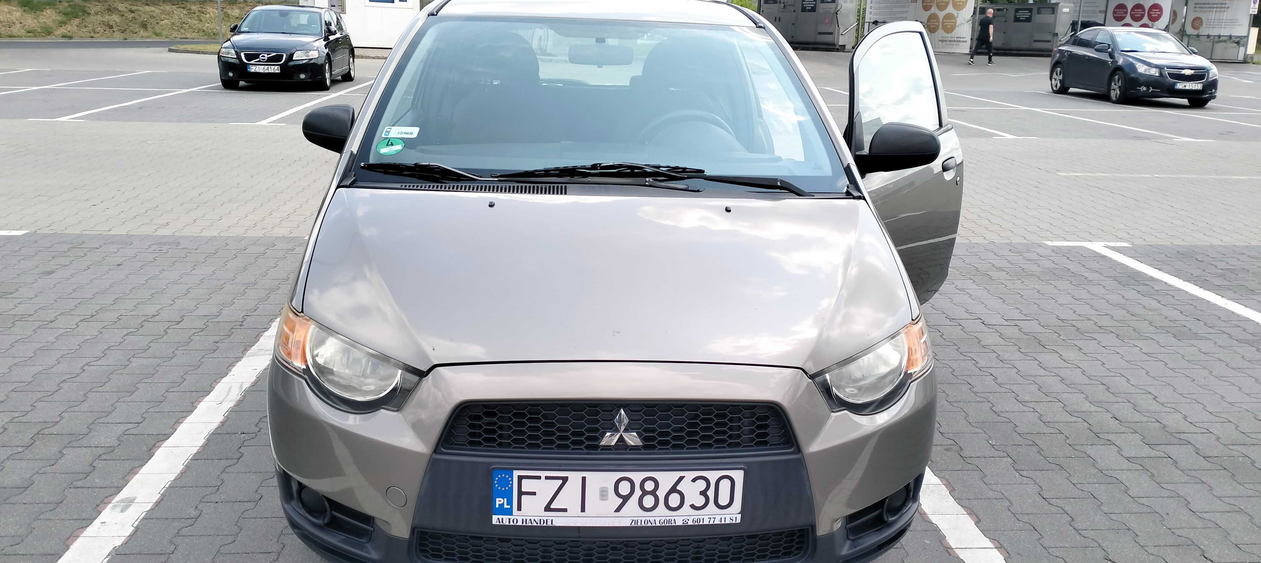 Mitsubishi Colt 2009