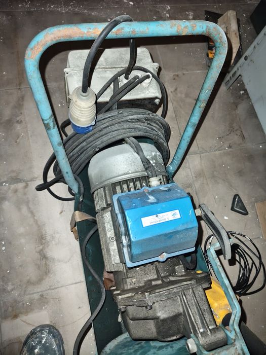 Guincho 300kg muito forte muito bom estado