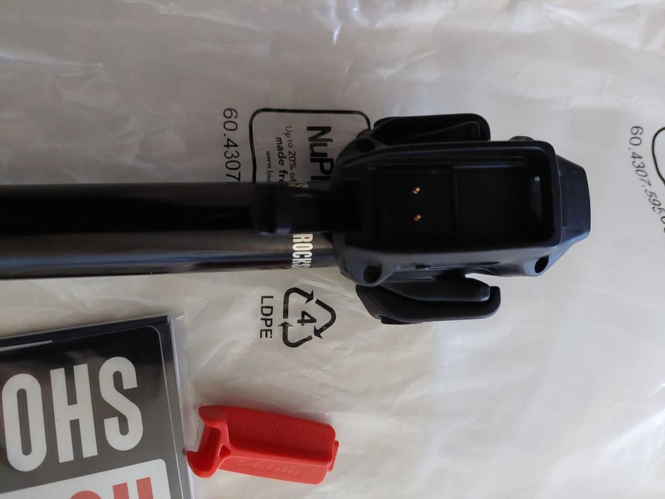 Rockshox Reverb AXS