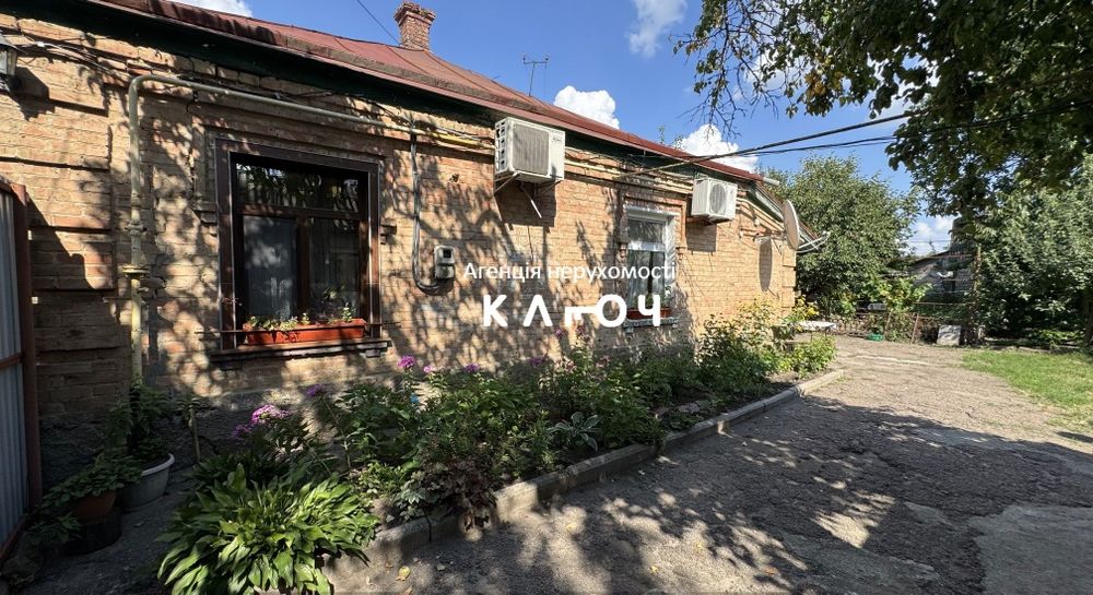 Продаж частини будинку р-н Новомиколаївка