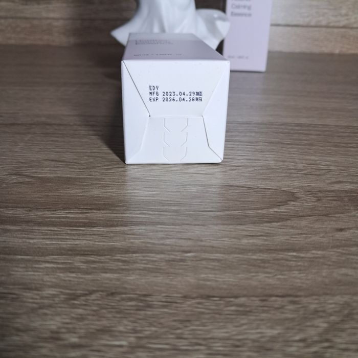 Заспокійлива сироватка проти запалень на обличчі