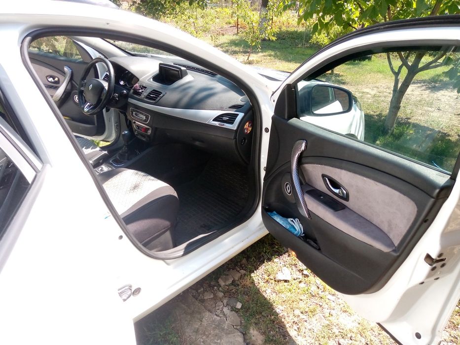 Продам Рено Меган 3 універсал. Срочно.