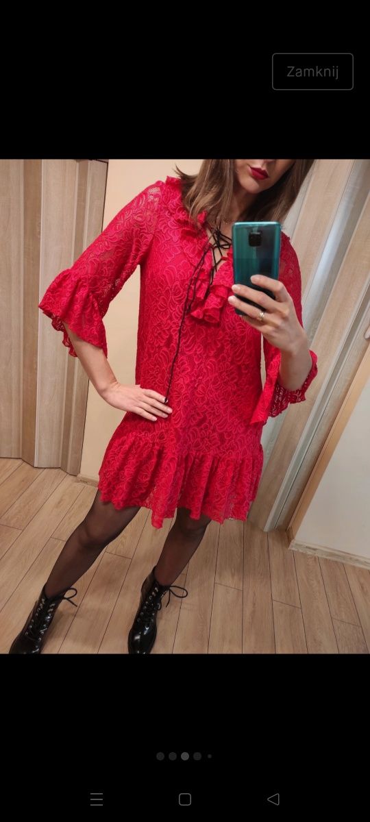 Czerwona koronkowa sukienka M