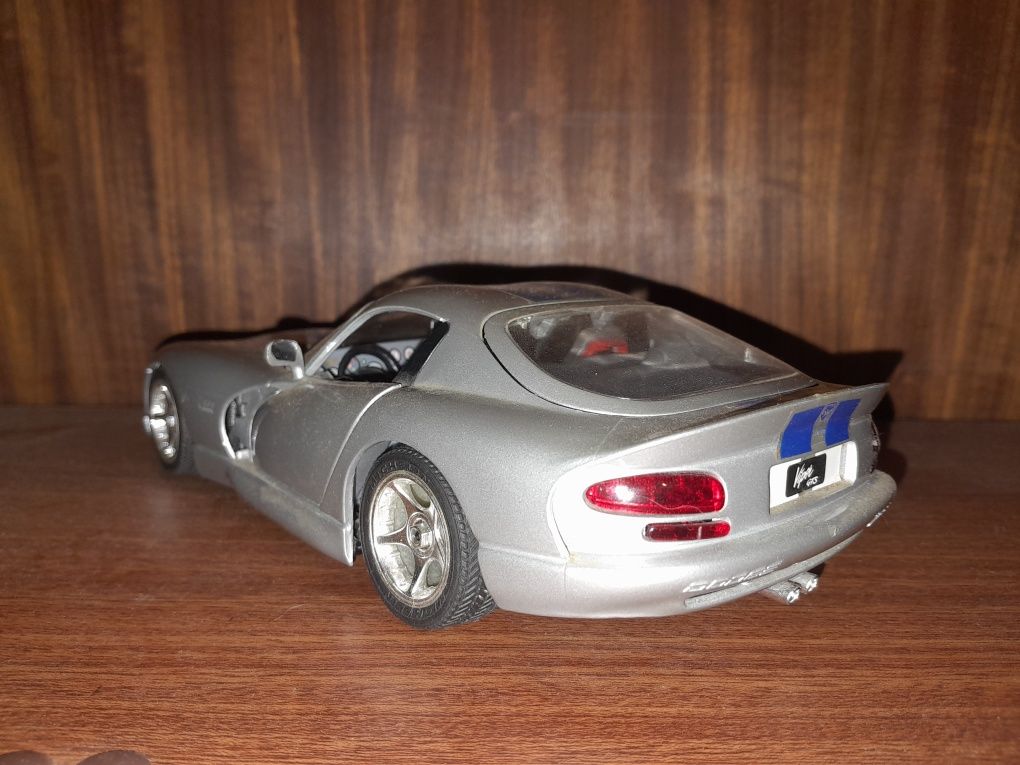 Dodge Viper GTS Coupe (1:18)