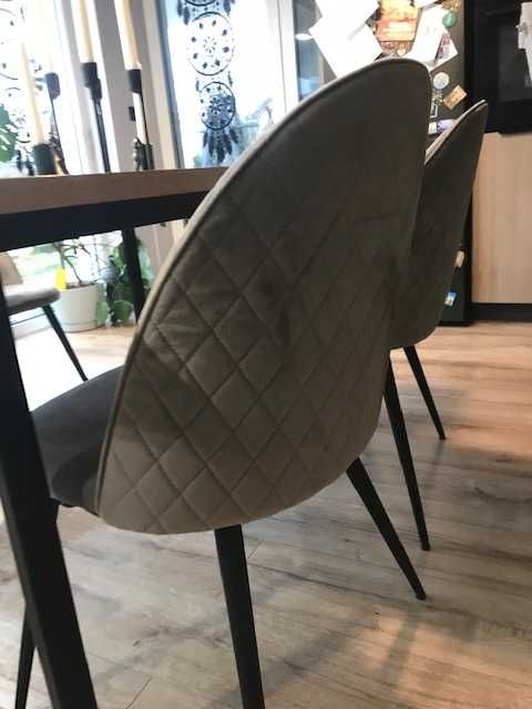 Sprzedam stół 160x90 wraz z 4 krzesłami