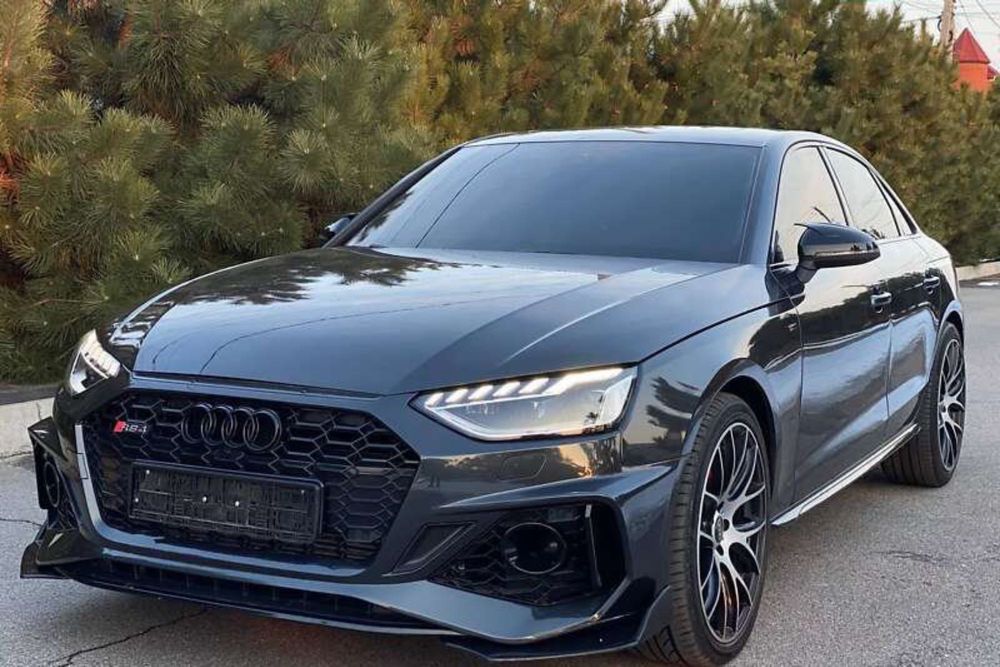 Audi A4 premium 2020