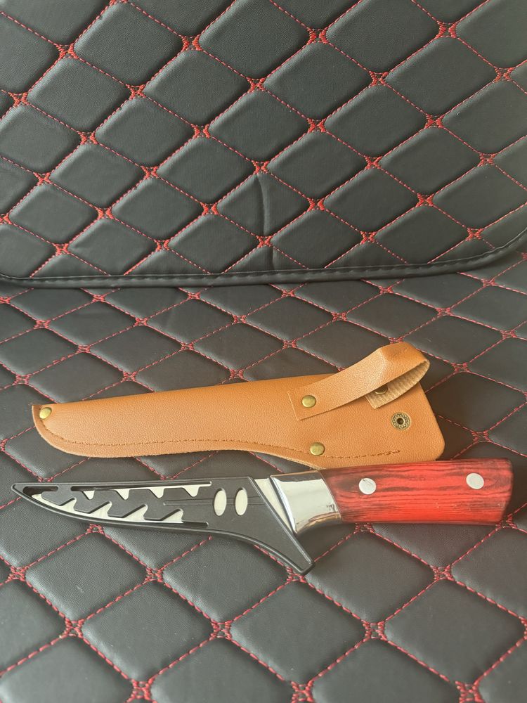 Nóż kuchenny +etui+kobura