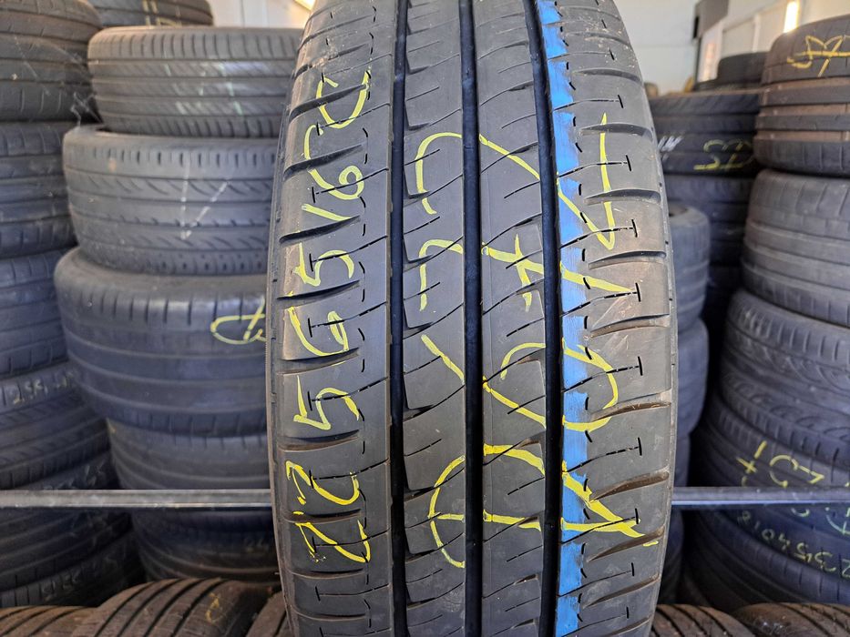 Opona 225/65/16 c Michelin Agilis