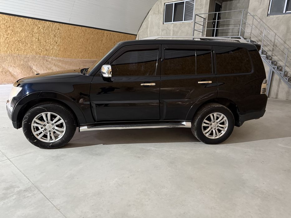 MITSUBISHI PAJERO WAGON IV 3.0 акпп пробіг 157 тис км. Газ бенз