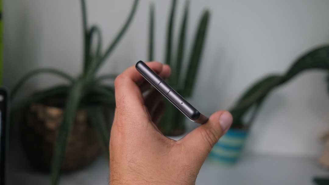 Google Pixel 7a 8/128GB (Charcoal) без вигорань Soft Unlock