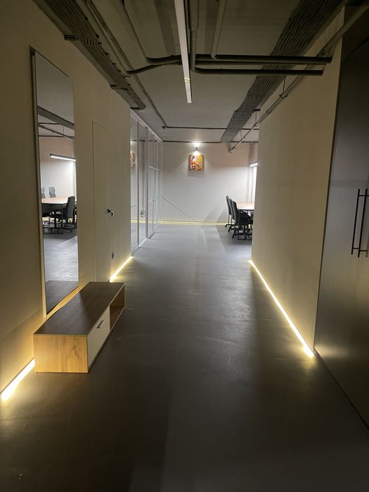 Оренда офісу 140 м2 своя парковка Печерськ Олімпійська Ділова ВЛАСНИК