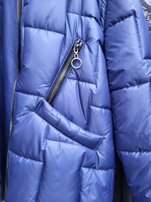 Куртка  тёплая,  синяя на молнии