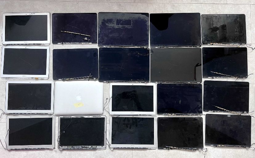 Екран дисплей Macbook Pro a1286 a1502 a1398 a2159 a1466 a1369