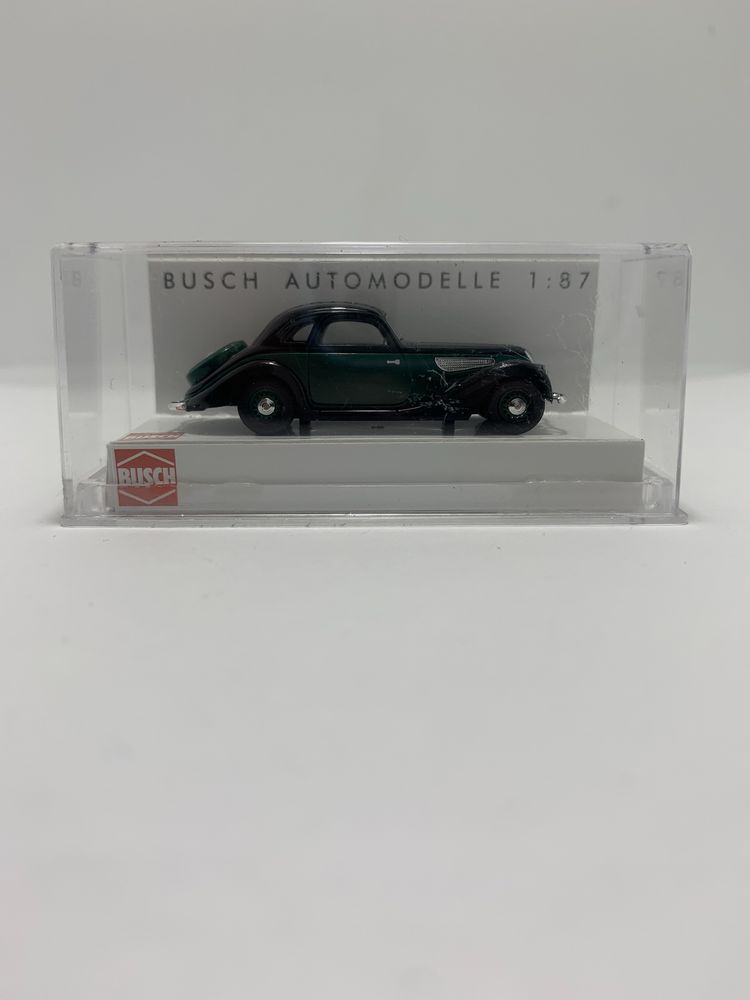 BMW 327 da Busch escala 1:87