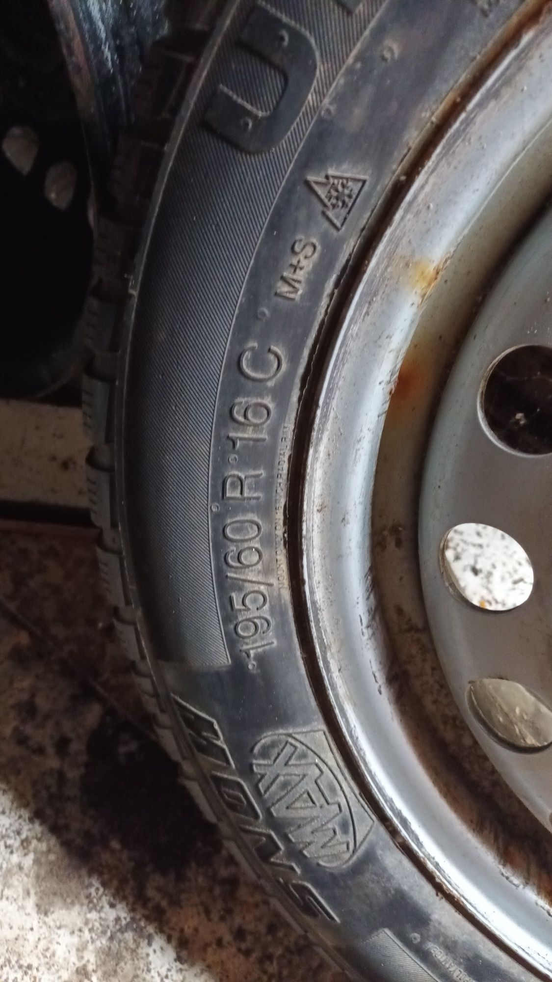 Колеса Фольксваген Т5,Т6 195/60 R16 C Uniroyal snow Зима ET 53