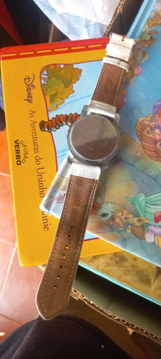 Vendo relógio de senhora em bom estado