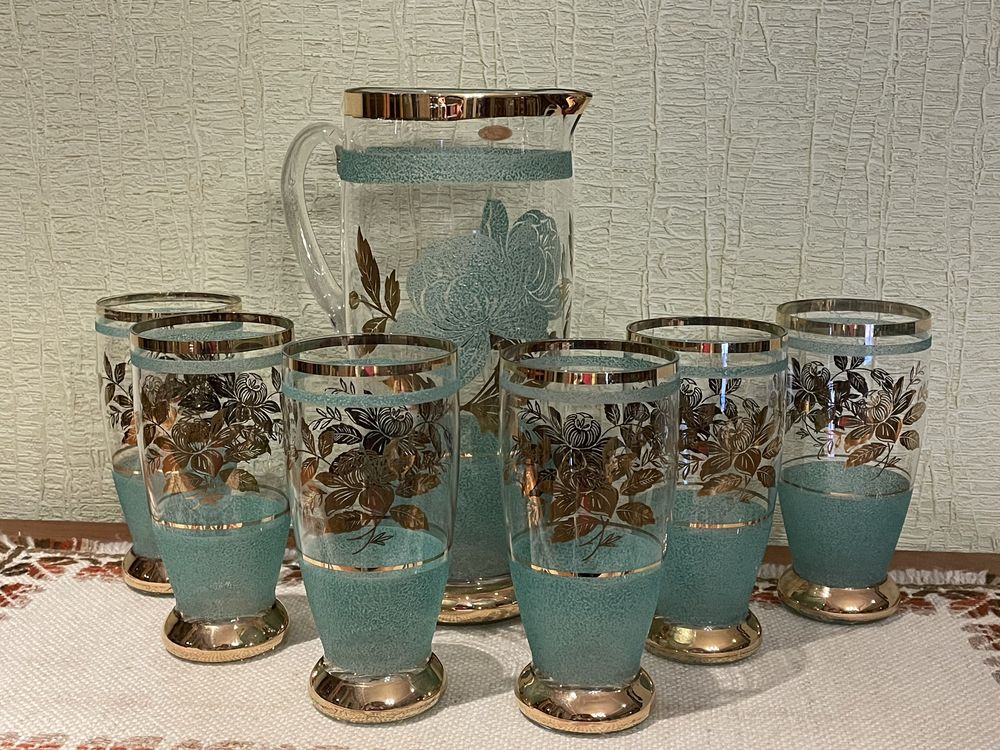 Продам винтажный кувшин и стаканы ГДР