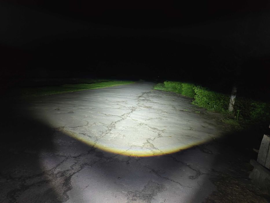 Світлодіодні Led лампи mini led lens Bi-Led лінзи  F40 B H4 комплект