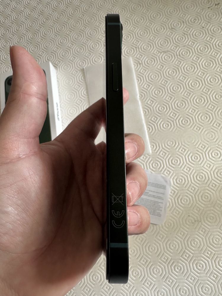 iPhone 13 - 128GB - como NOVO