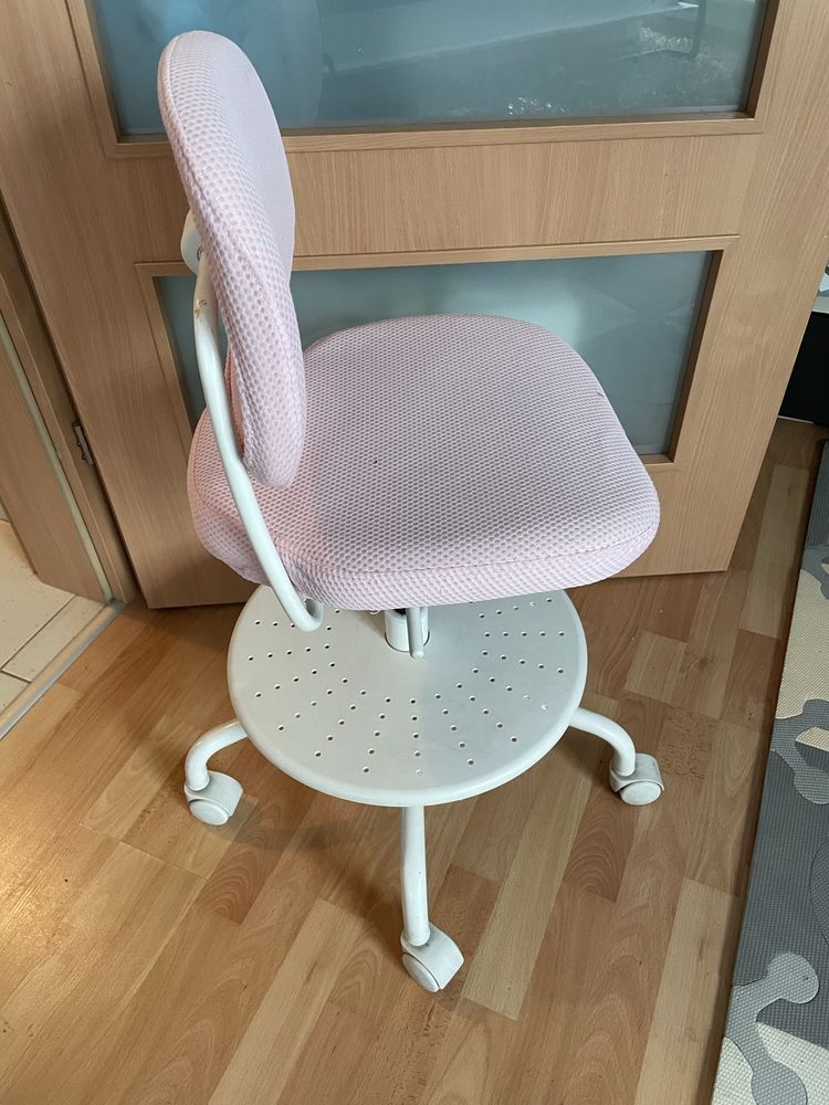 Ikea Vimund krzeselko obrotowe dla dzieci