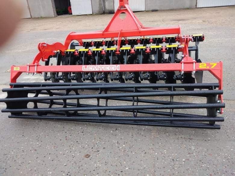 Brona talerzowa ciężka 2.7m talerz 560mm ekrany/ wał rura /struna