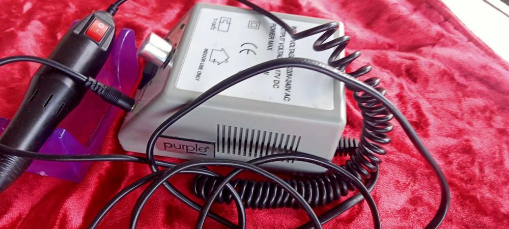 Broca unhas Purple. Dá para tirar peles dos calcanhares.