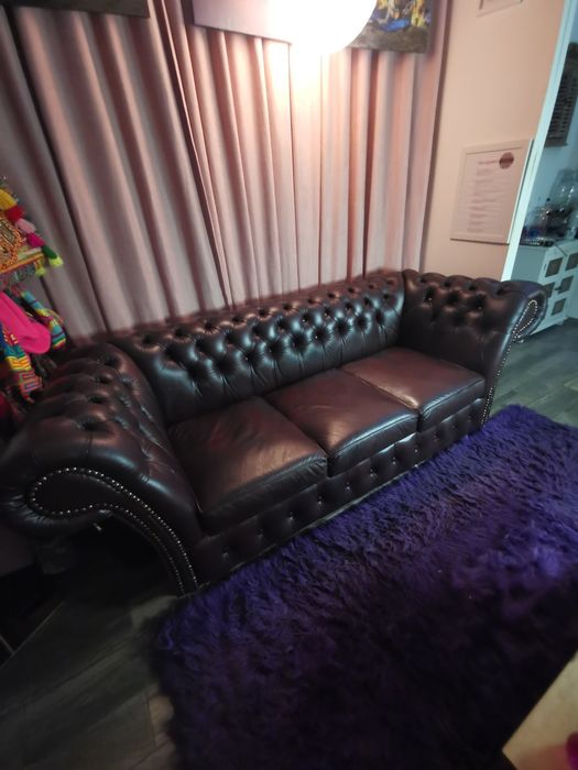 Sofa Chesterfield ciemna śliwka duża