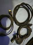 3 cabos Hdmi e 1 de alimentacao