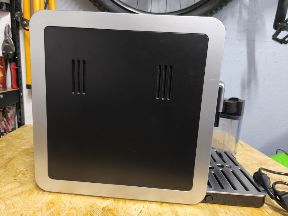 Ekspres do kawy Saeco model HD8769