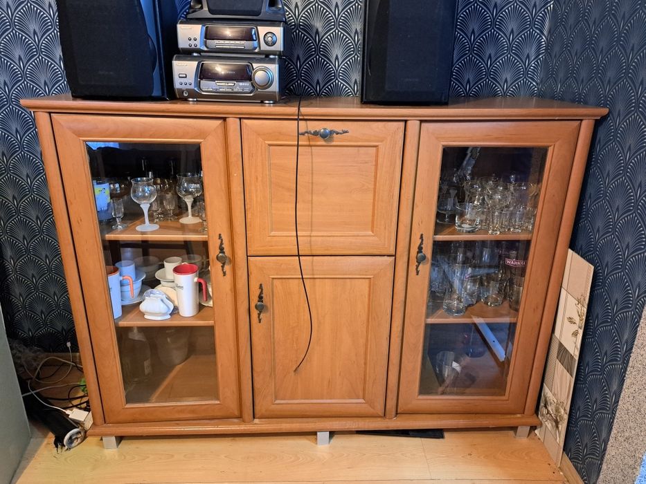 Duża komoda , witryna  narożna