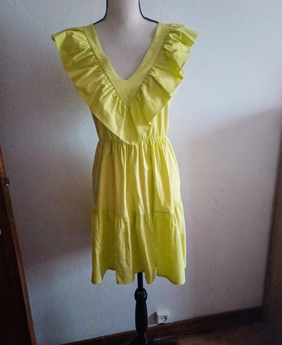 Vestido  chique e elegante para os dias mais frescos